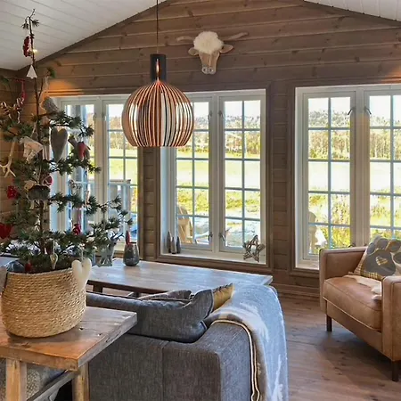 5 Bedroom Beautiful In Gol Prázdninový dům